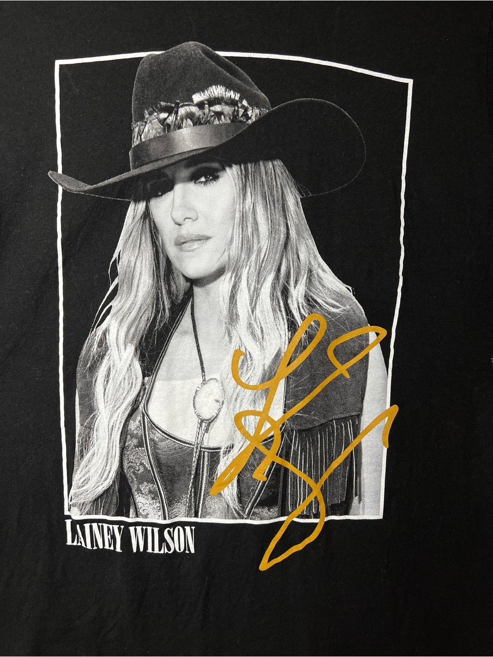 Lainey Wilson Graphic Tee SzM